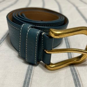 Beautiful authentic Prada belt for sale. One of 5 being offered.